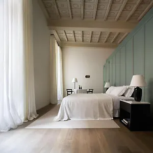 Bed & Breakfast Parisii Bocca Di Leone 88, Rome